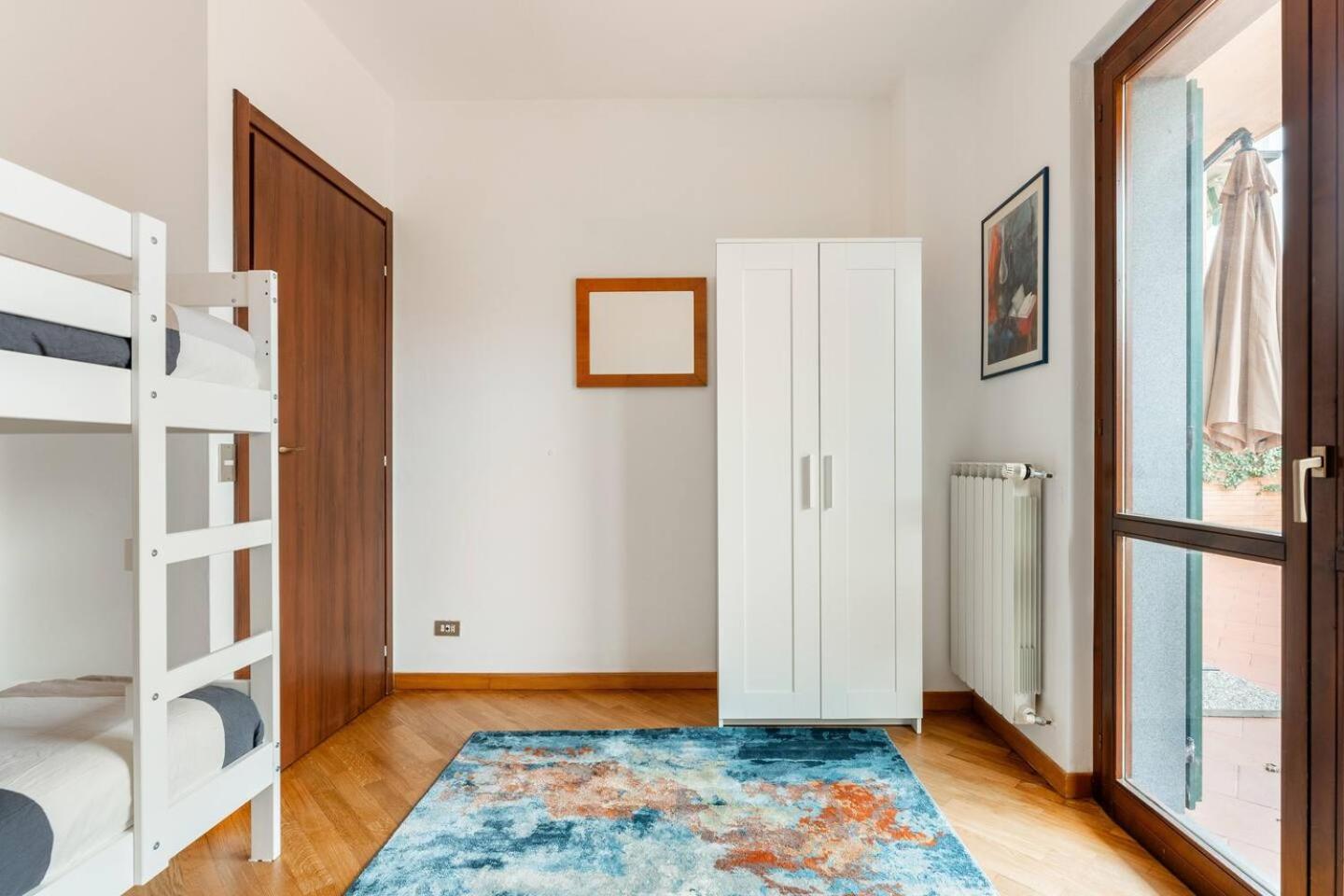 Nave Home Vacation - Entire Apartament Florencie Exteriér fotografie
